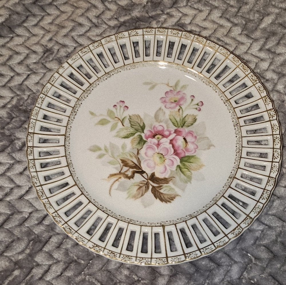 Ucagco porcelain reticulated plate made in Occupied Japan.